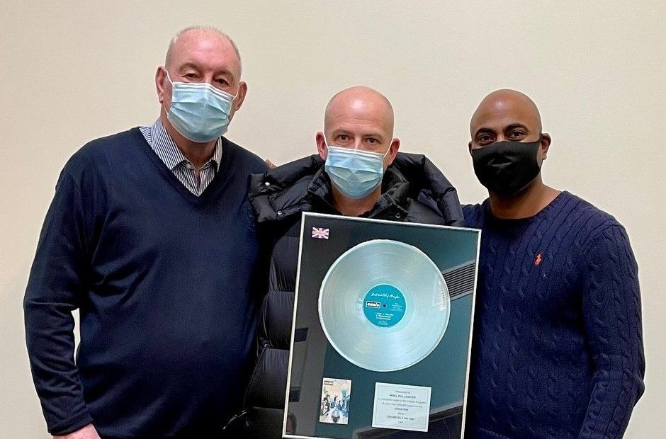 Music legend Noel Gallagher hit the right note for East Cheshire Hospice