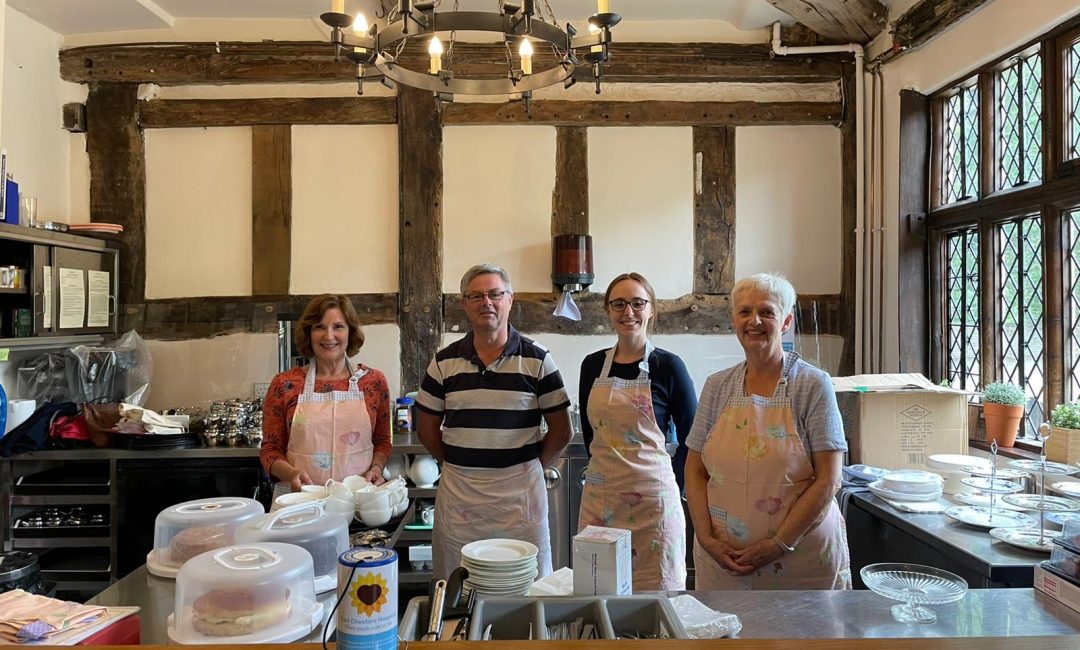 Adlington-Hall-Tearoom-Volunteers